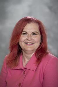 Profile image for Councillor Lynn Thomson